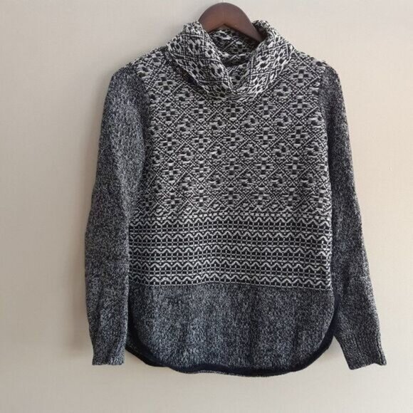 Lucky Brand Sweaters - Lucky Brand black & white printed turtleneck sweater